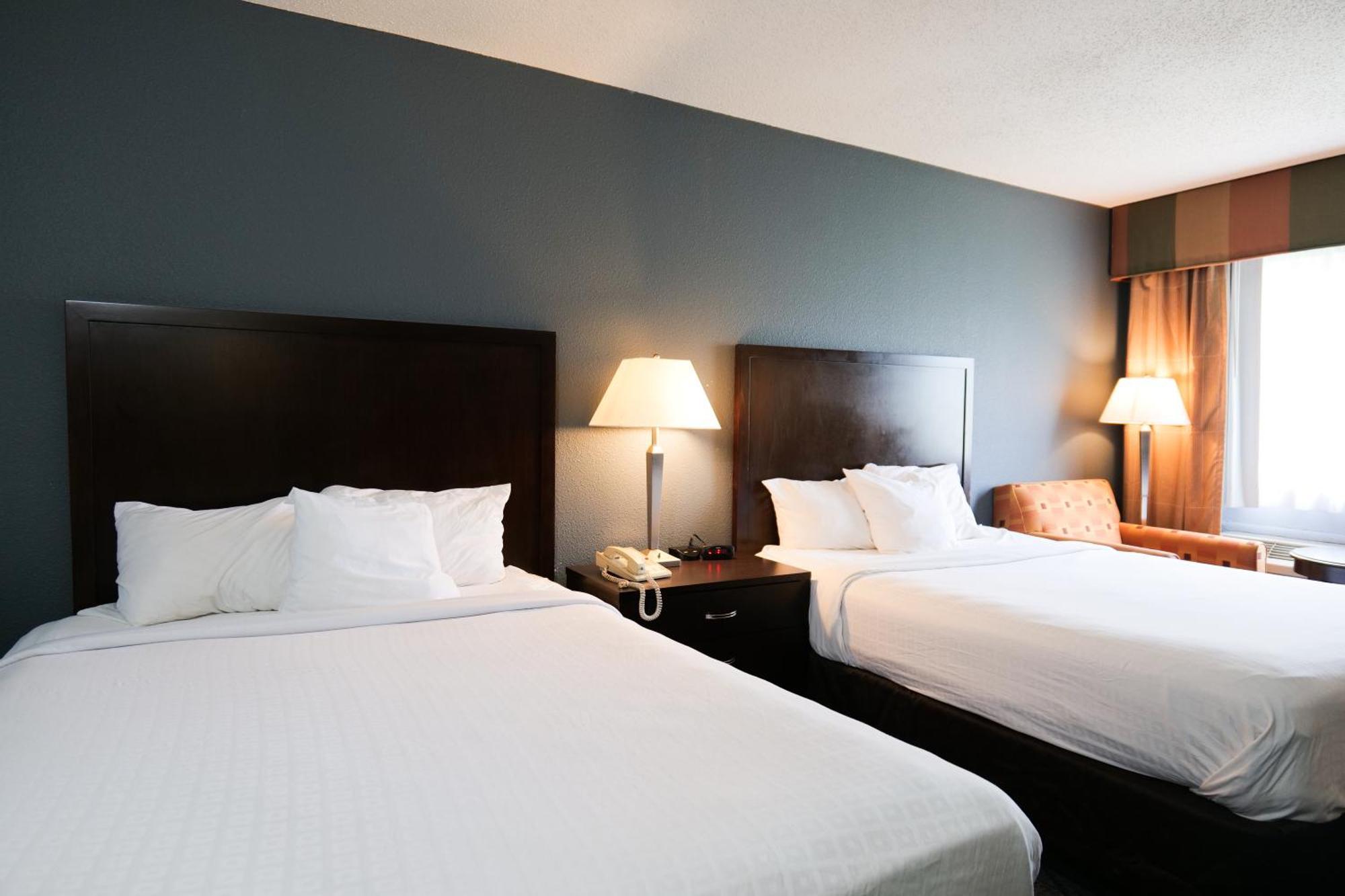 Baymont By Wyndham Flint Airport North Hotel Kültér fotó