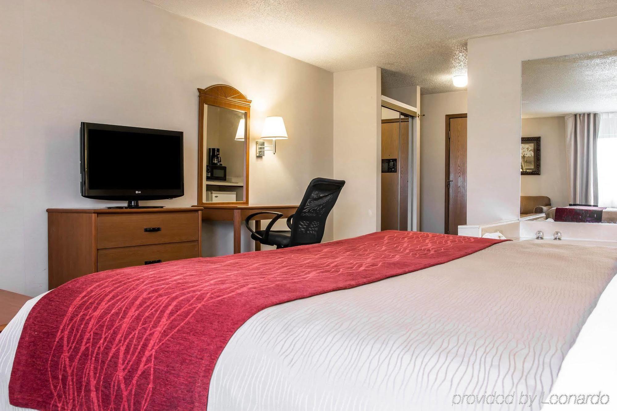 Baymont By Wyndham Flint Airport North Hotel Kültér fotó